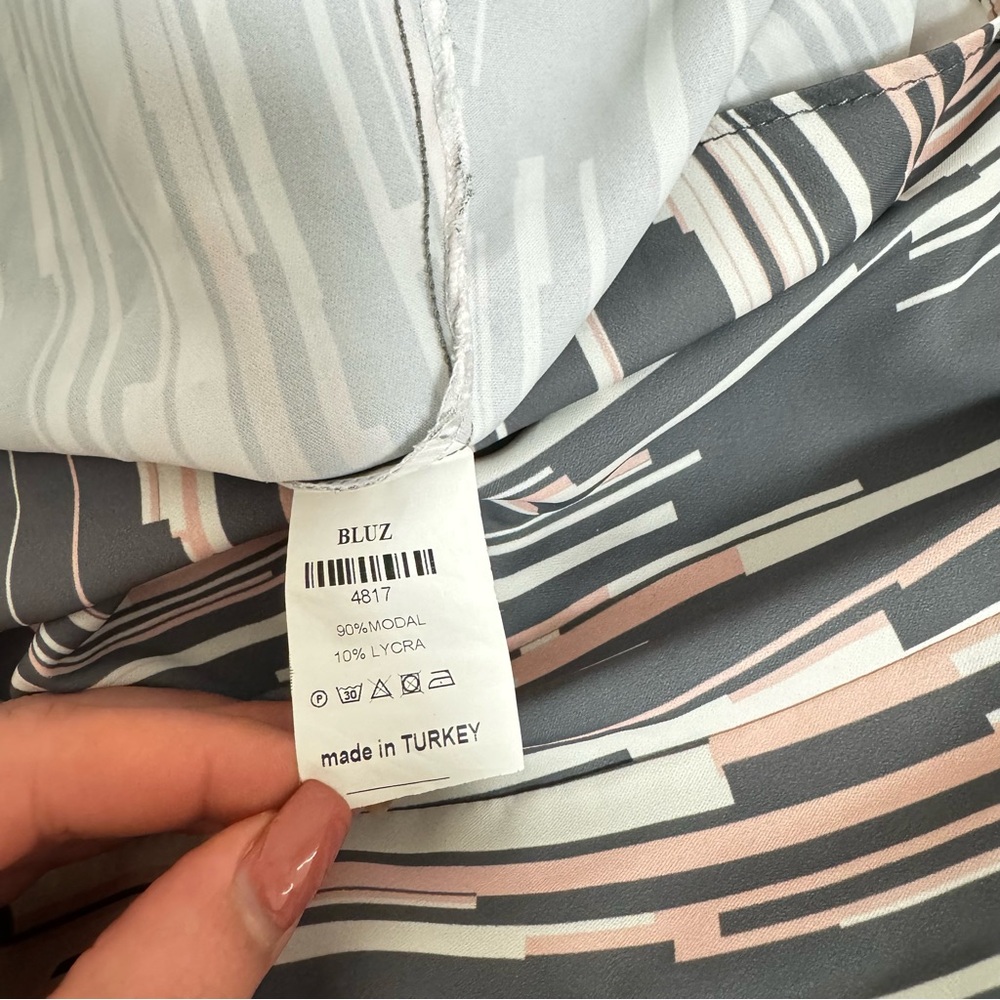 Chico's Black and White Graphic Blouse with Mandarin Collar - Picture 6 of 6